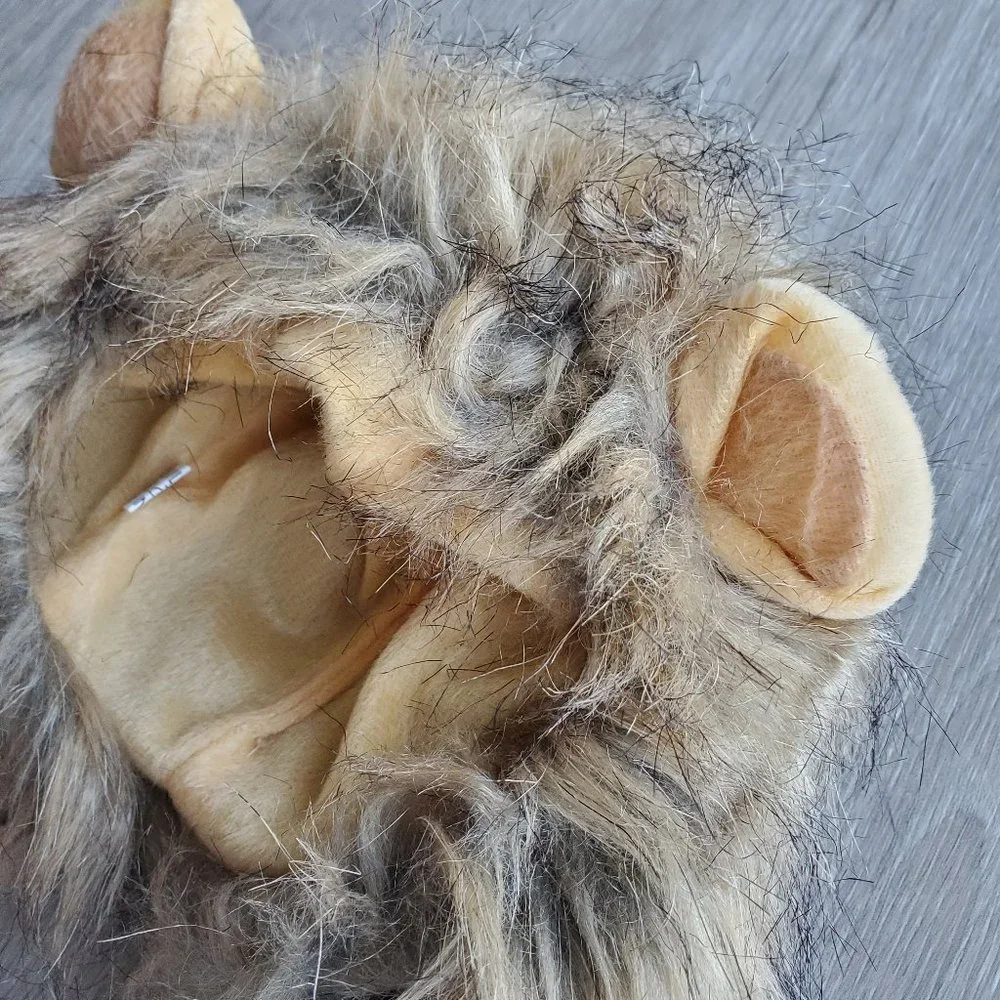 Lion Mane Costume for Cat with Velcro fastener